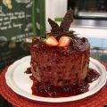 Receita Crepe Cake de Chocolate com Frutas Vermelhas