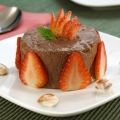 Receita Mousse de Chocolate com Morangos e Amendoas