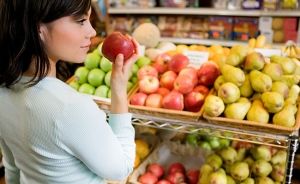 Vai fazer dieta? Veja 8 dicas para economizar na hora da compra