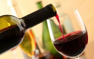 Melhore sua qualidade de vida com vinho. Confira os principais benefícios. 