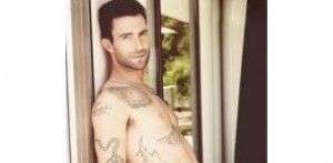 Adam Levine quase é expulso de academia em Coréia