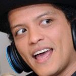 Bruno Mars fala sobre comparação com The Police