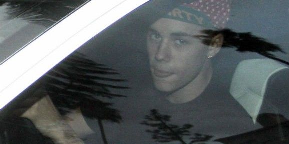 Paparazzo morre tentando tirar foto de Justin Bieber