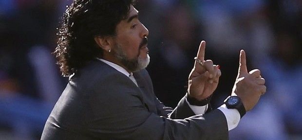 Maradonna declara que Brasil só venceu por jogar em casa