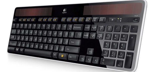 Logitech lança teclado alimentado por energia solar