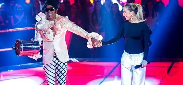 Claudia Leitte e Carlinhos Brown lideram rejeição no The Voice Brasil 2013