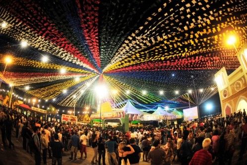 Danças típicas e comidas de Festa Junina / de São João pelo Brasil; Veja onde e quando!