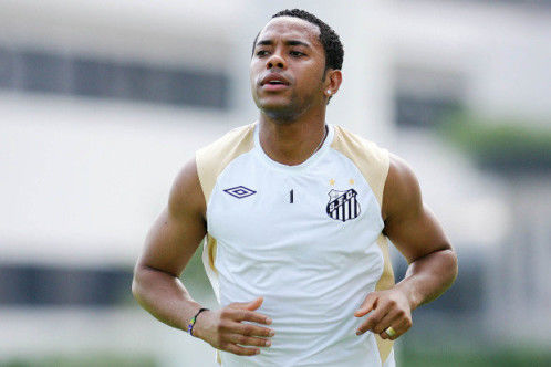 Robinho retorna ao Santos e já 'cutuca' rivais Corinthians e São Paulo FC