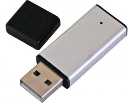 Veja o passo a passo e aprenda recuperar arquivos ocultos no pendrive