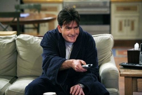 'Two And a Half Men' - Charlie Sheen pode voltar na última temporada da série