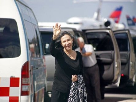 Um mês após morte de Bolaños, Florinda Meza coloca à venda as casas herdadas do falecido